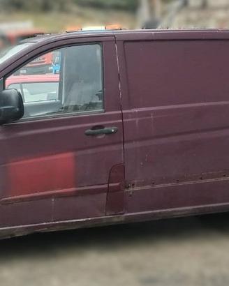 MERCEDES VITO (SOLO RICAMBI)