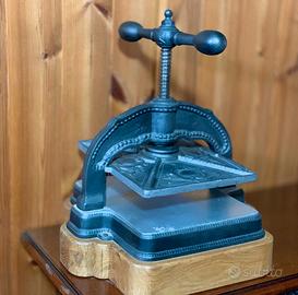 Pressa antichi  per libri in ghisa - 1800