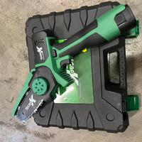 Motosega potatore a batteria
