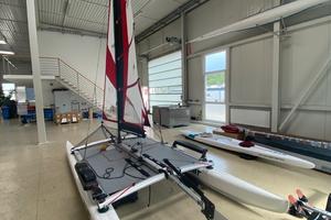 catamarano vela/motore elettrico