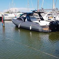 ZAR Imagine 130 con 2 x 600 Hp Mercury
