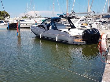 ZAR Imagine 130 con 2 x 600 Hp Mercury