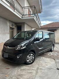 FURGONE 9 POSTI OPEL VIVARO BITURBO