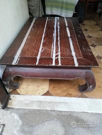 tavolo di legno basso 