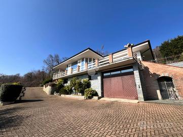 VILLA SINGOLA A STRAMBINELLO