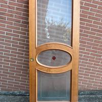 Porta scorrevole  con vetro satinato decorato
