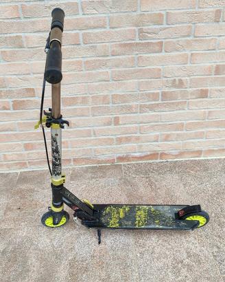 Monopattino Oxelo Mid – Regolabile e Pieghevole