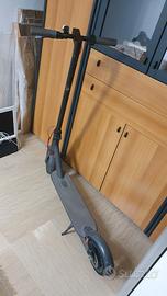 Monopattino elettrico Xiaomi MI M365