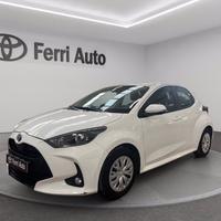 TOYOTA Yaris 1.5h active