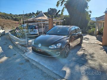 Volkswagen Golf 1.6 TDI 110 CV 5p. Highline BlueMo