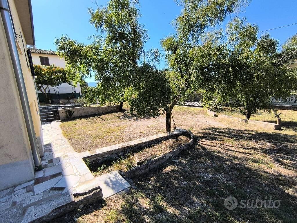 Casa – Trevi, Bovara - Altro
