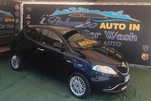 Lancia Ypsilon 1.2 69 CV 5 porte Platinum