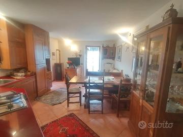 Trilocale a Carisolo, alle porte della Val Genova