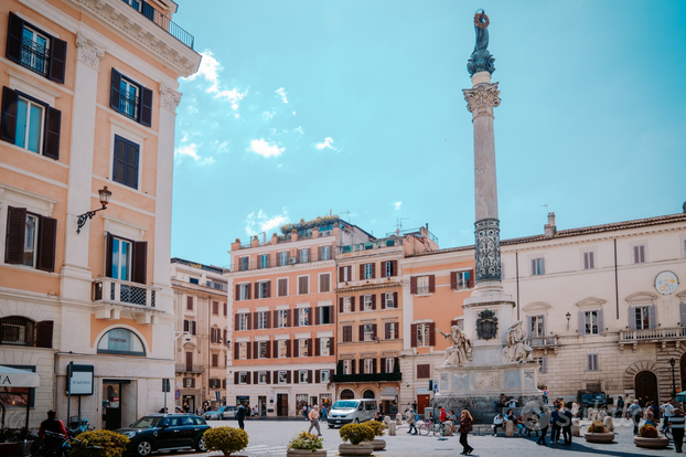 Postazione ufficio centro piazza di Spagna