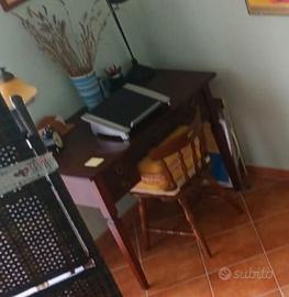 Scrittoio-Scrivania in legno