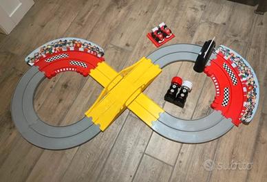 Pista ferrari chicco funzionante come nuova