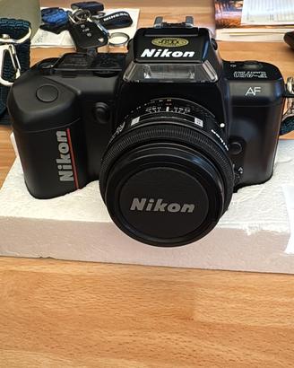 Nikon F-401 Quartz Date