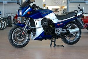 Kawasaki GPZ 900 R 1985 GPZ900R FMI