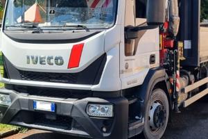 Camion Iveco 160-250 Gru e ribaltabile