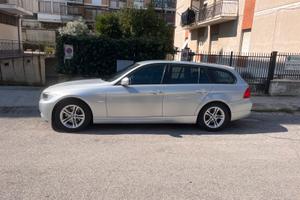BMW 318d anno 2009
