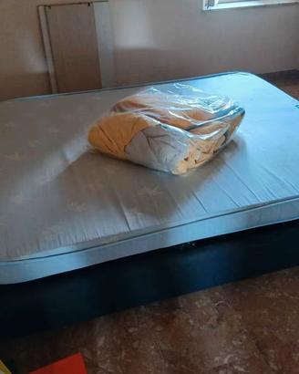 LETTO MATRIMONIALE OGGIONI CON BOX  E RETE A DOGHE