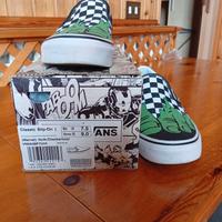 Vans Classic slip-on (Marvel) Hulk