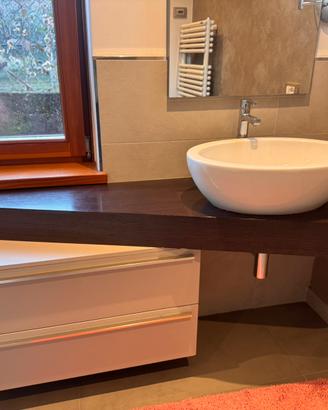 Mobile bagno + lavabo (miscelatore  Grohe venduto)
