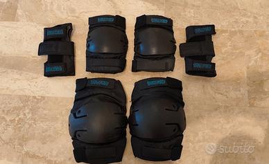 Set ginocchiere, gomitiere e protezioni polsi
