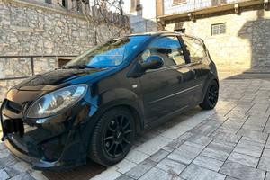 Twingo Sport GT neopatentati