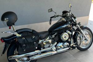 Moto custom Yamaha drag star. 650