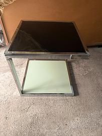 Tavolino in vetro e acciaio