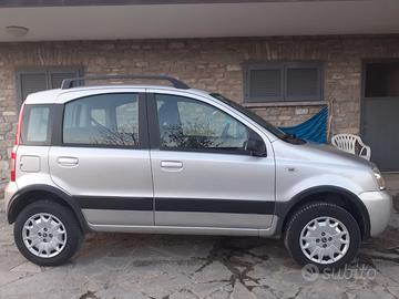 FIAT PANDA 4X4 CLIMBING