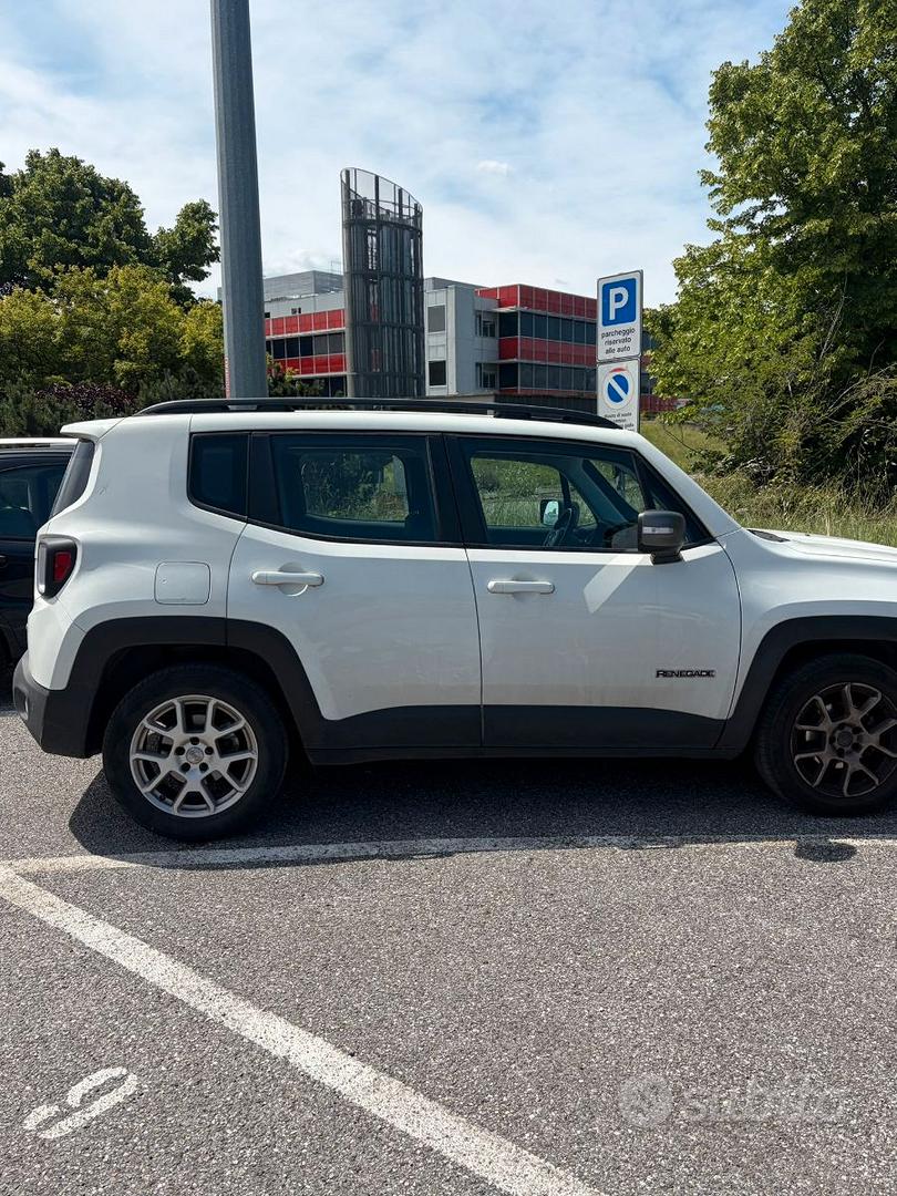 Jeep Renegade 2018 photo 3