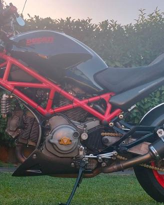 Ducati Monster 1000s i.e. 2005