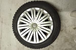 4 Gomme Invernali Pirelli 185/60 R15 con Cerchi VW