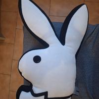 Cuscino Playboy – Forma Coniglio | Morbido e Decor