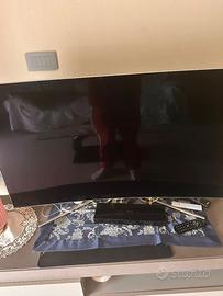 Tv  Samsung curvo 4k 50 pollici
