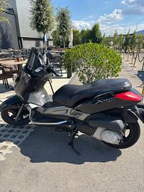 Yamaha Xmax 250 scooter