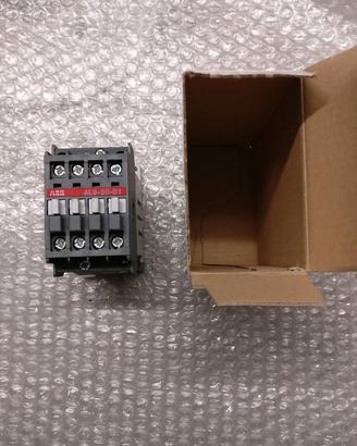 Contattore ABB AL9-30-01 24V DC 1SBL143001R8101