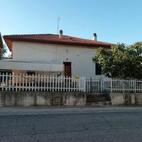 Casa singola con dependance e ampio gia