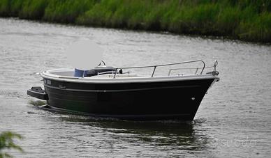 Barca da diporto "Gozzo" completa di motore