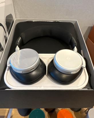 Bang & Olufsen Beoplay H100