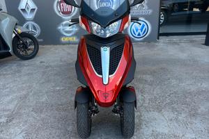Piaggio MP3 300