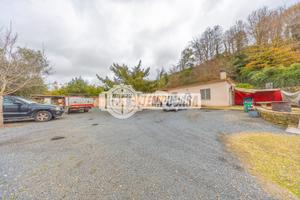 VILLA UNIFAMILIARE CON AMPIO GIARDINO AD ARANOVA,