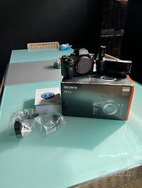 Sony Alpha A7R II Full Frame + Battey gryp scatola