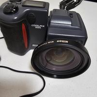 Nikon Coolpix 995 con WC-E63
