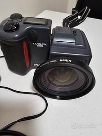 Nikon Coolpix 995 con WC-E63