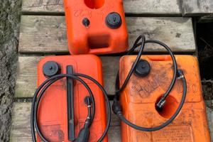 Lotto serbatoi barca in plastica