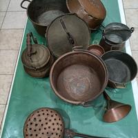 Pentole in rame antiche