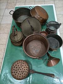 Pentole in rame antiche